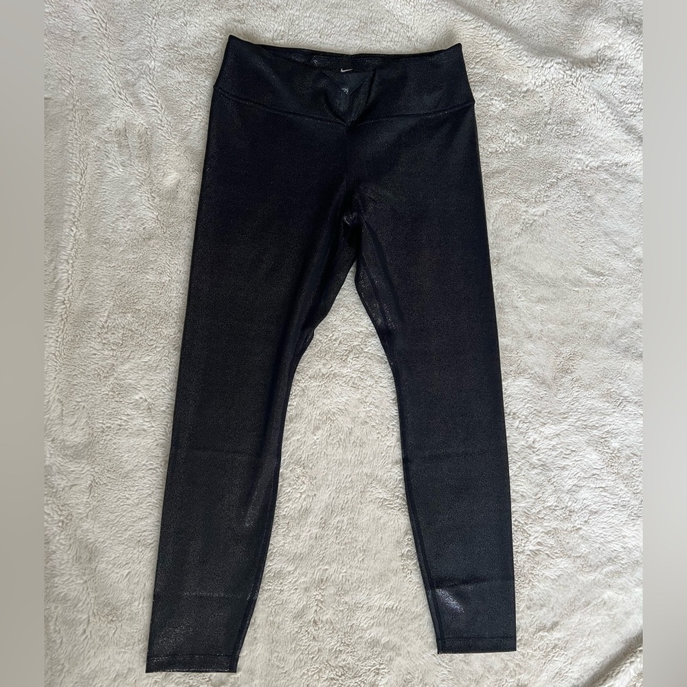 Nike dri-fitblack shimmery leggings